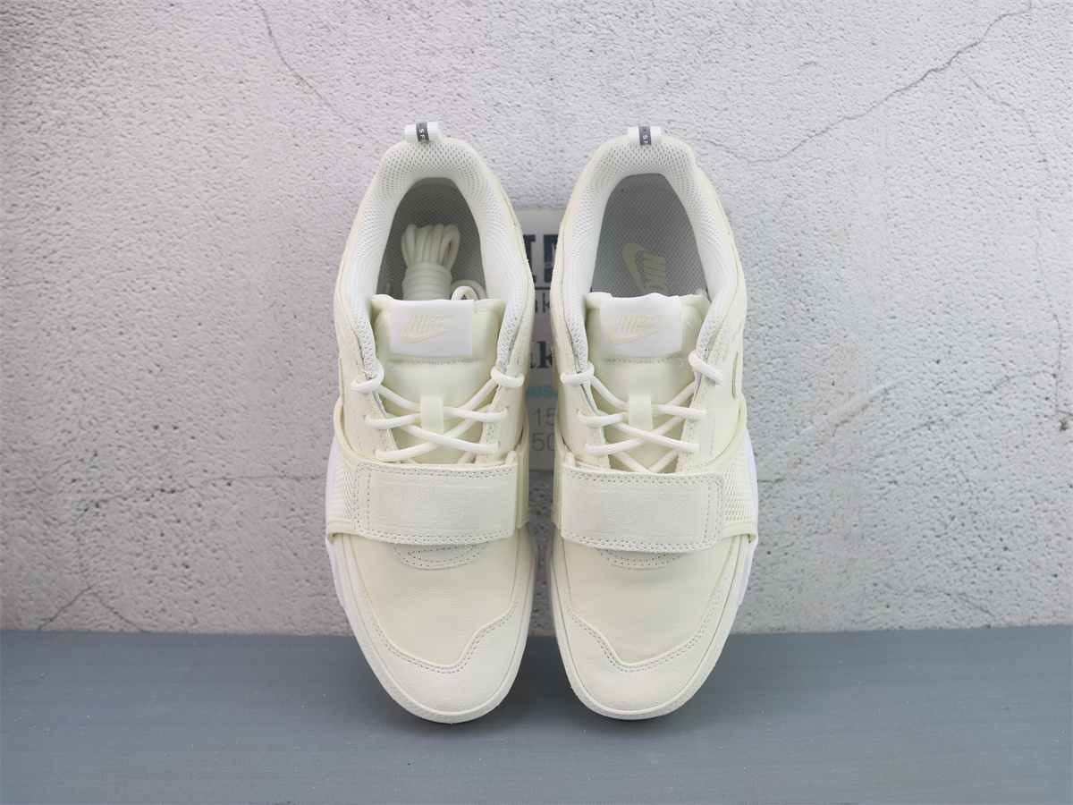 Nike Zoom Field Jaxx SP Travis Scott Sail HQ3061-100
